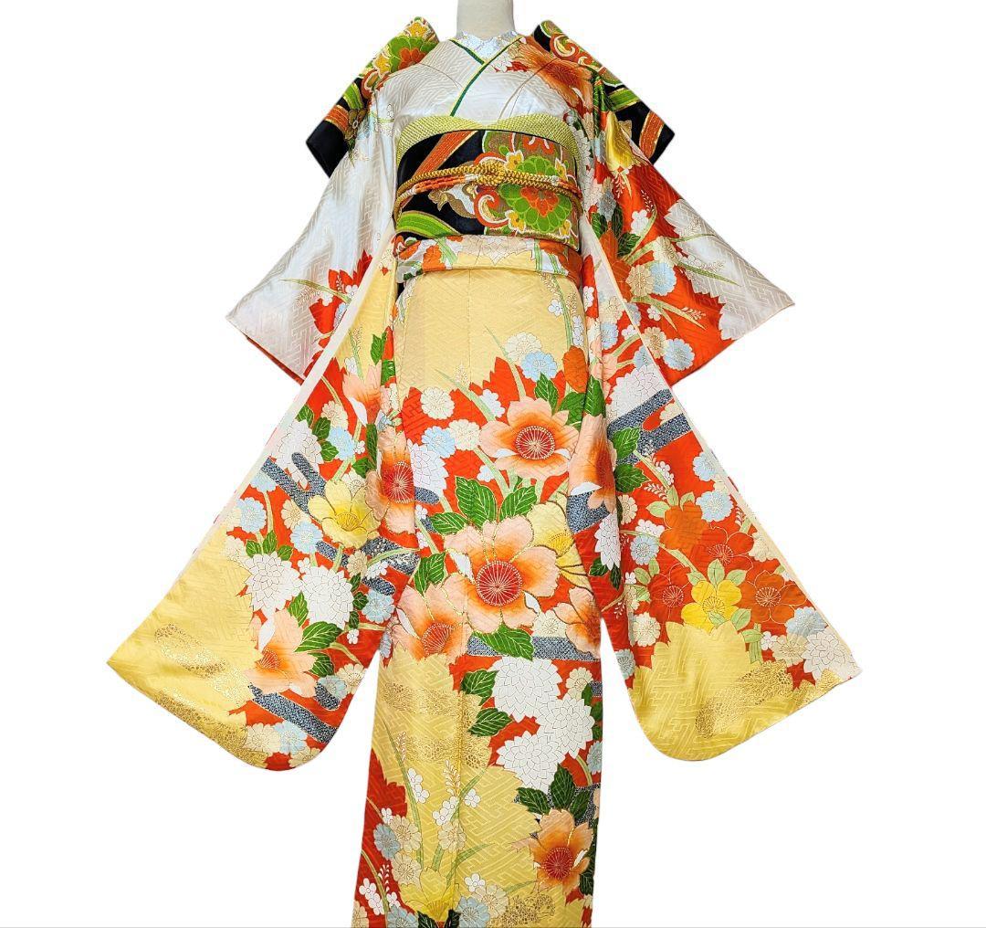 【振袖セット】花取り模様　金駒刺繍　白　オレンジ　6点セット　正絹　アンティーク
