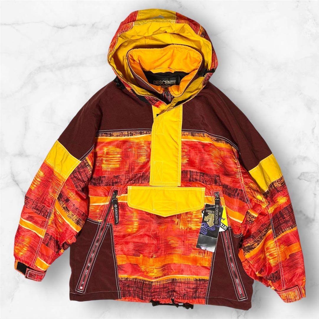 極美品　DESCENTE デサント　スノーボード　ウェア　ウ　スノボ　総柄　赤系