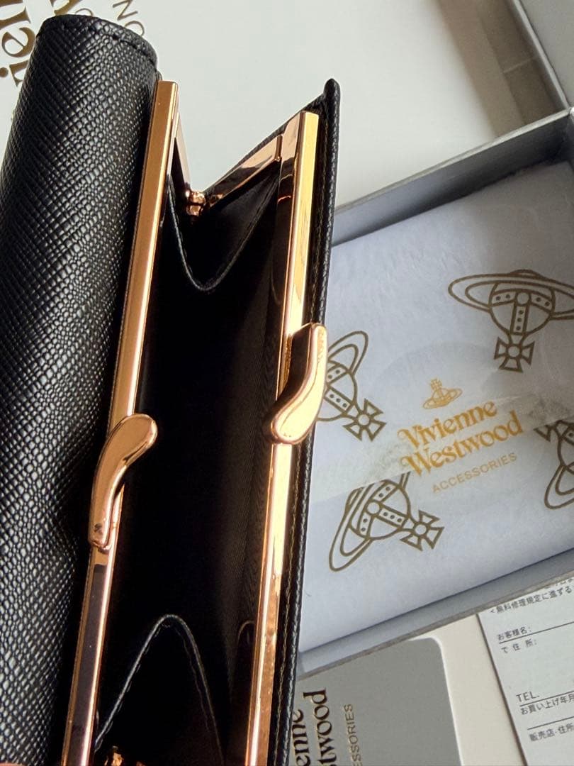 Vivienne Westwood ブラック 三つ折り財布 金マーク　n