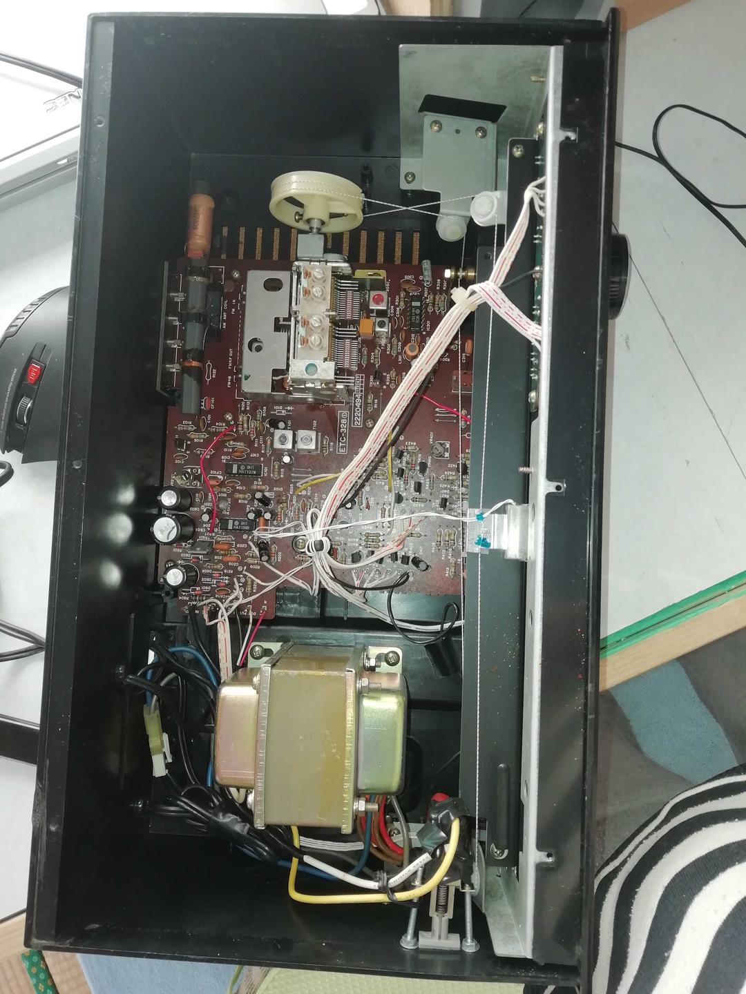 AM FMチューナー　コロンビアST-2980現状品