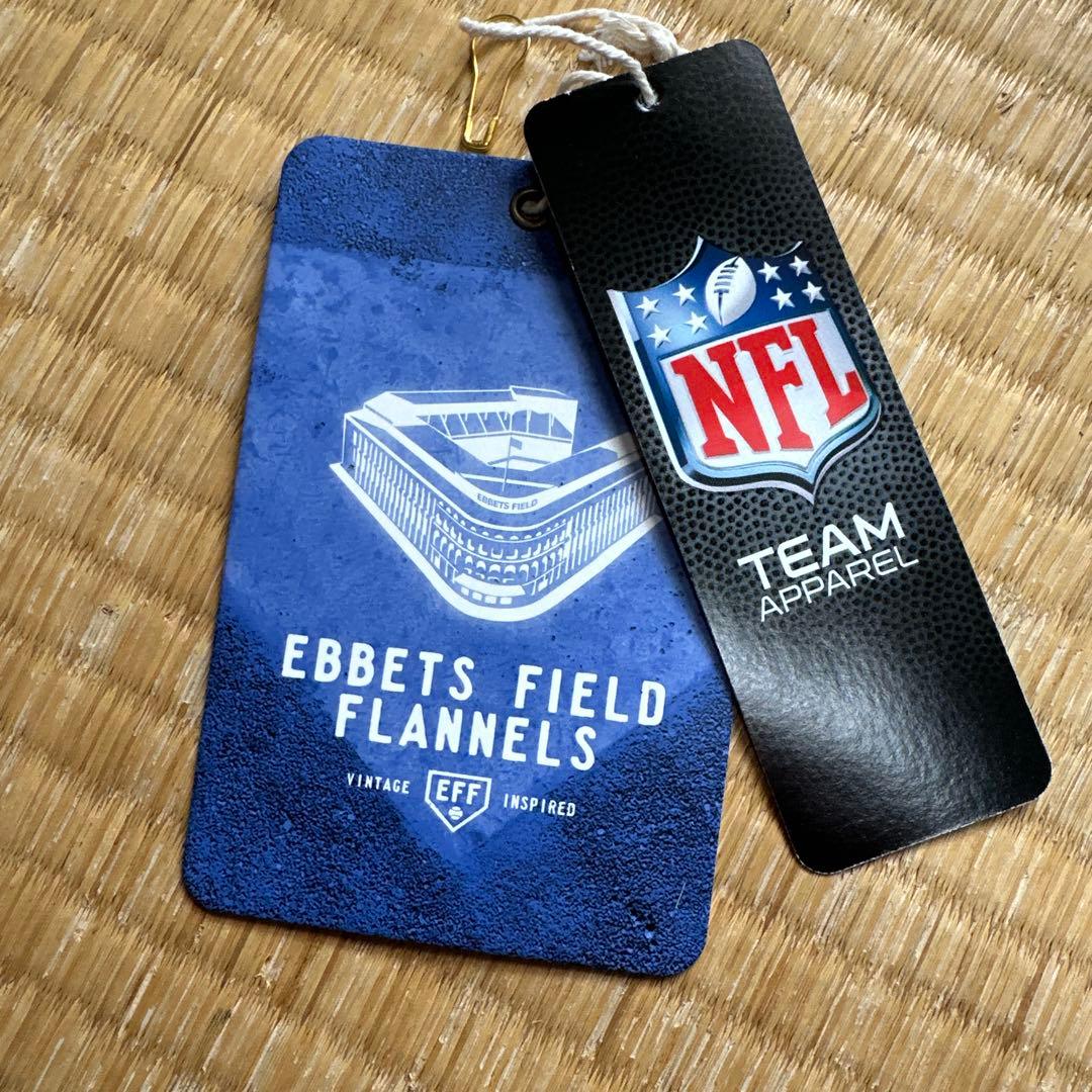 新品　NFL STEELERS Lサイズ　パーカー　アメフト