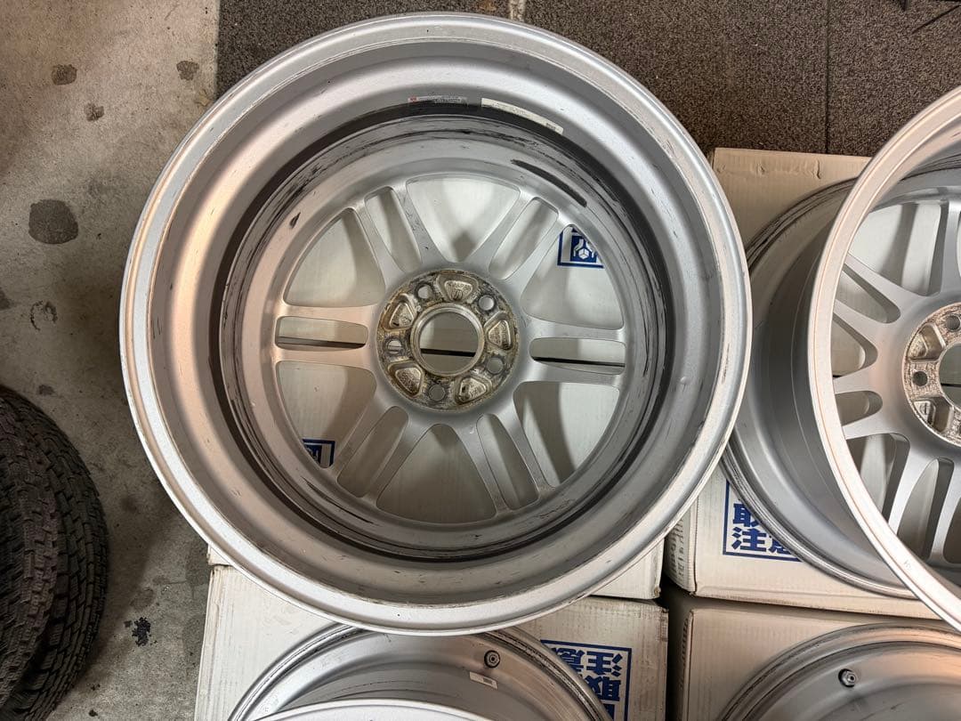 ENKEI RPF1 18インチ 10J +38 PCD114.3 5穴