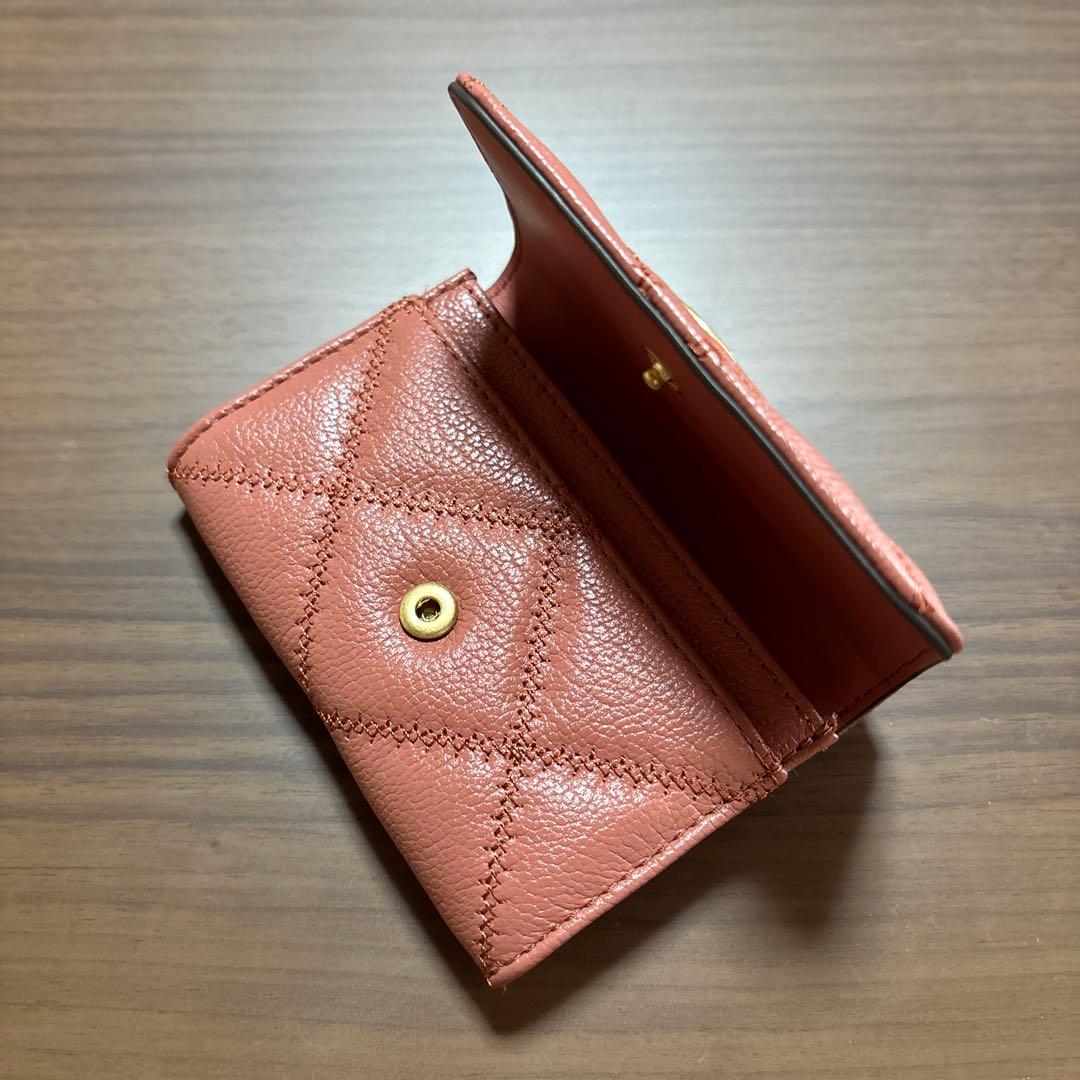 Tory Burch キルティング 名刺入れ