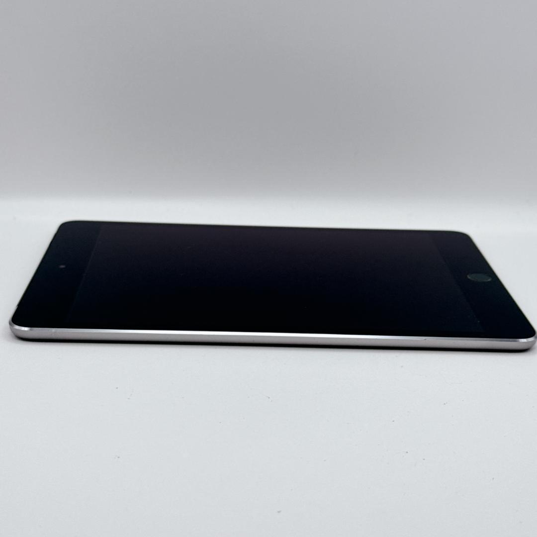 【良品】Apple iPad mini 4 16GB Wi-Fiモデル