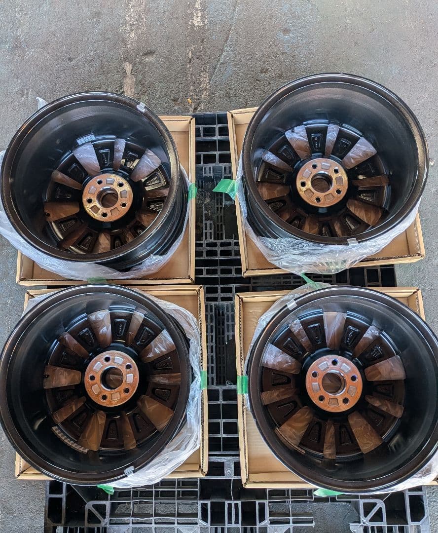 VEZEL RS 新車外し18インチアルミホイール