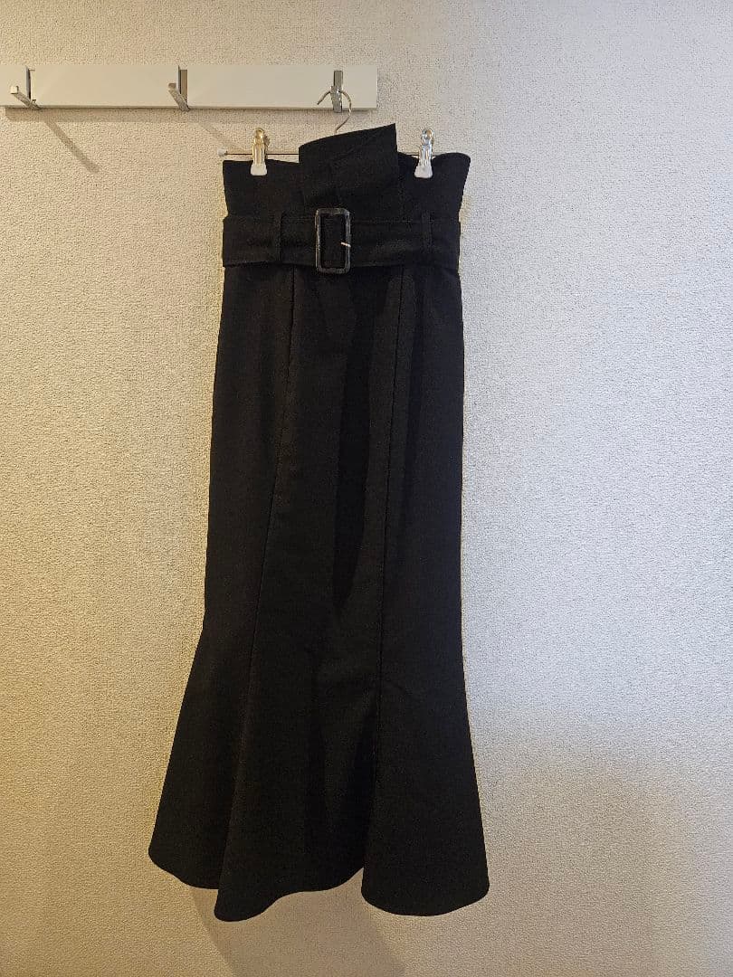 【美品】ベルテッドマーメイドスカート SNIDEL 0 BLK 黒
