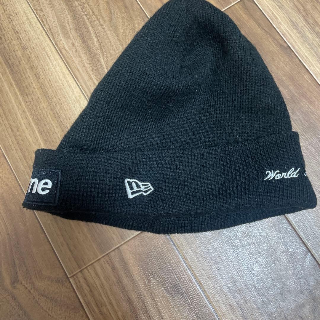 Supremeニューエラ ニット帽 黒