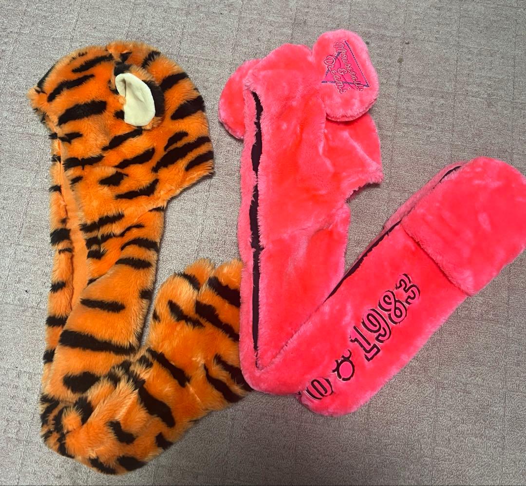 【美品】フード付きマフラー 2個セット トラ柄 蛍光ピンク