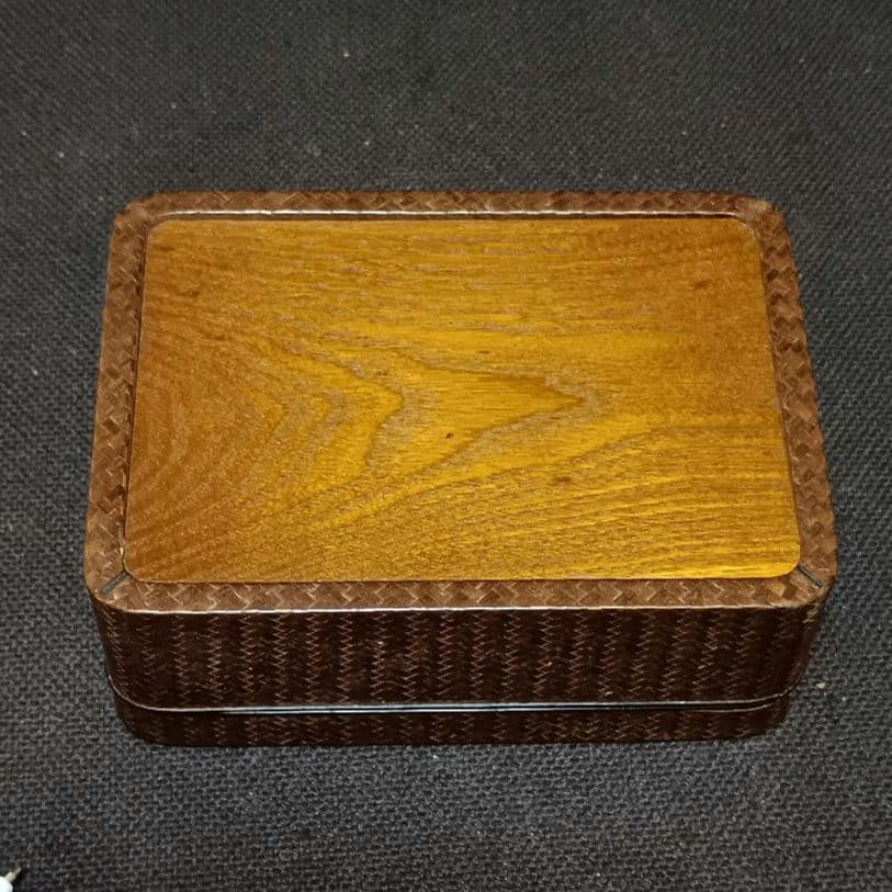 網代編み　煙草入れ　片切彫　金工細工　シガレットケース　装飾 山水彫刻　ア32