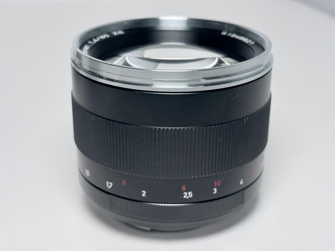 元箱付き Carl Zeiss Planar T 85mm F1.4 ZE