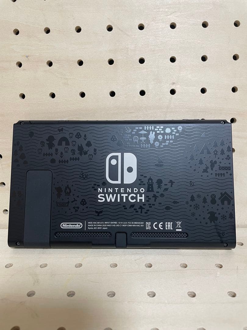 中古 初期化済み Nintendo Switch どうぶつの森 デザイン 限定