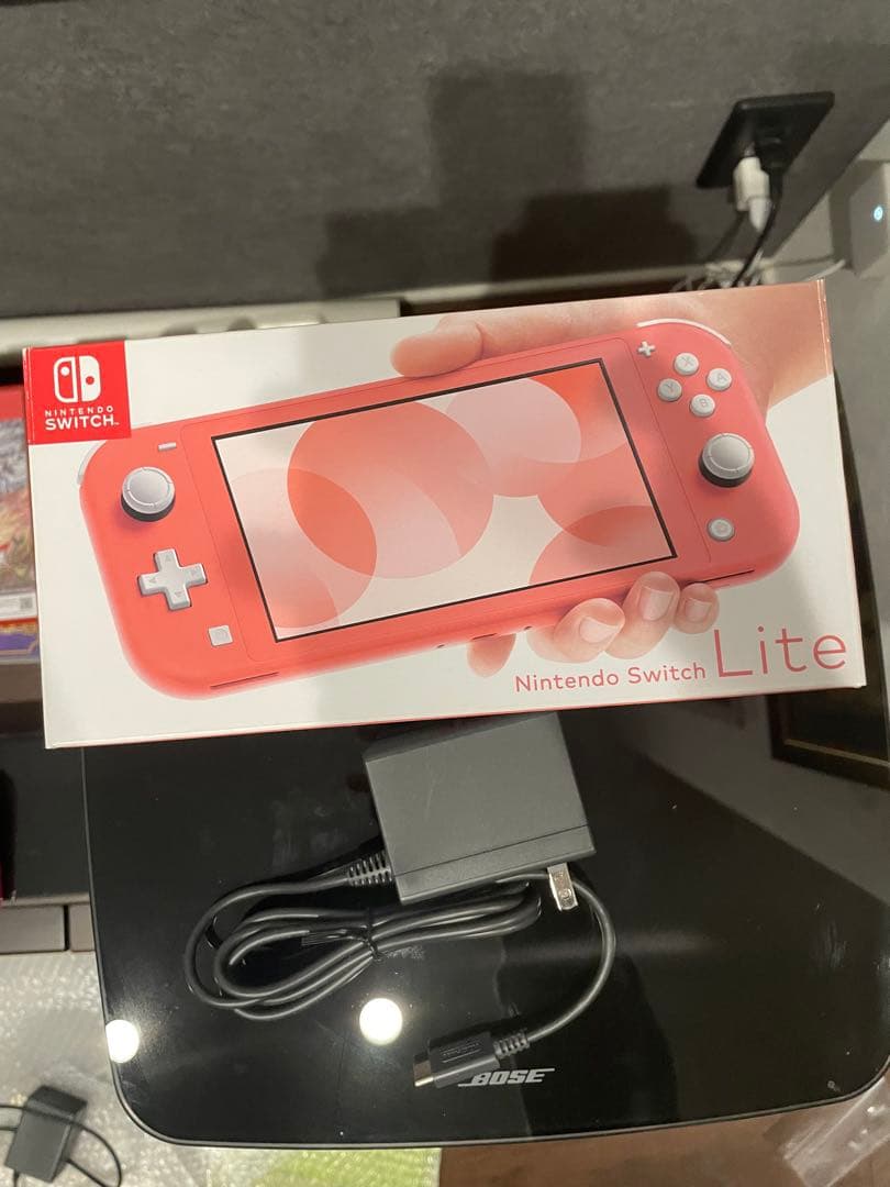 Nintendo Switch Lite ピンク 本体