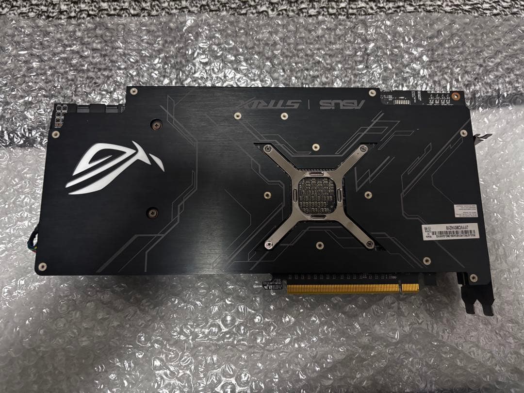 グラフィックボード・グラボ・ビデオカード ASUS ROG STRIX RADEON RX Vega56