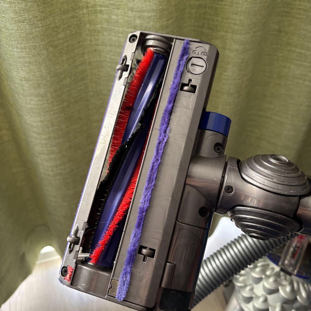 Dyson ダイソン DC63 電気掃除機　キャニスター