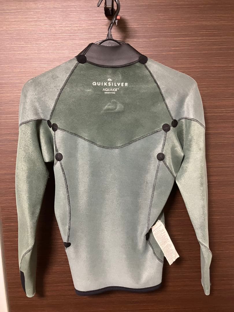 QUIKSILVER ブラック 長袖 タッパー