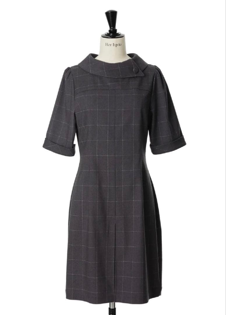 最終値下げ出品【herlipto】Line check box tuck