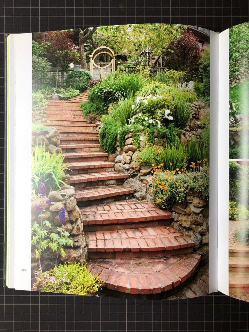大型本 Ornamental Plants in the Landscape
