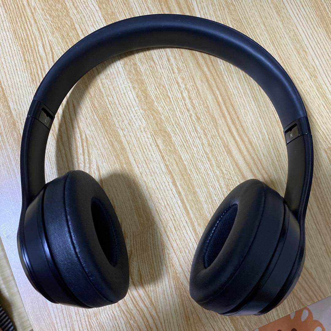 Beats solo3 ワイヤレスヘッドホン ブラック