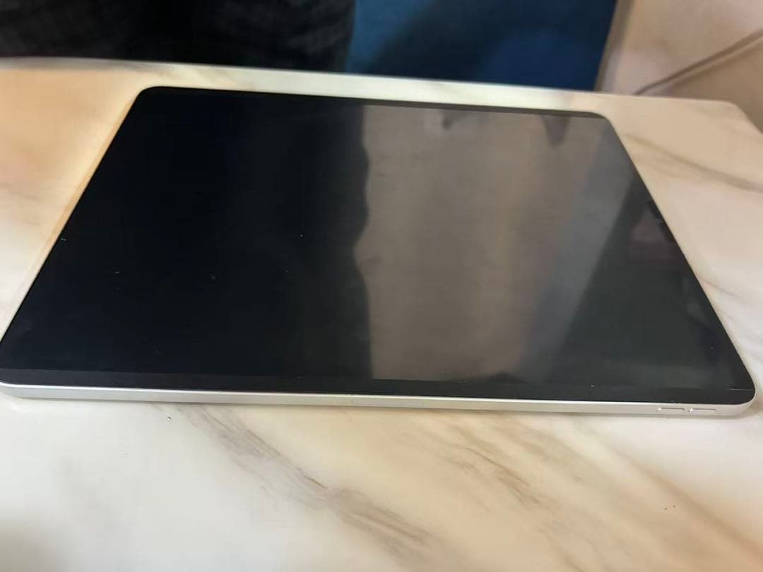 iPad Pro 12.9インチ　第五世代