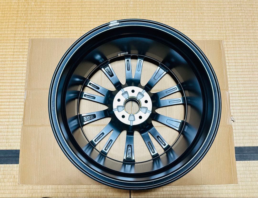 日産 RV37 スカイライン 400R 19インチ 純正ホイール 1本 ②
