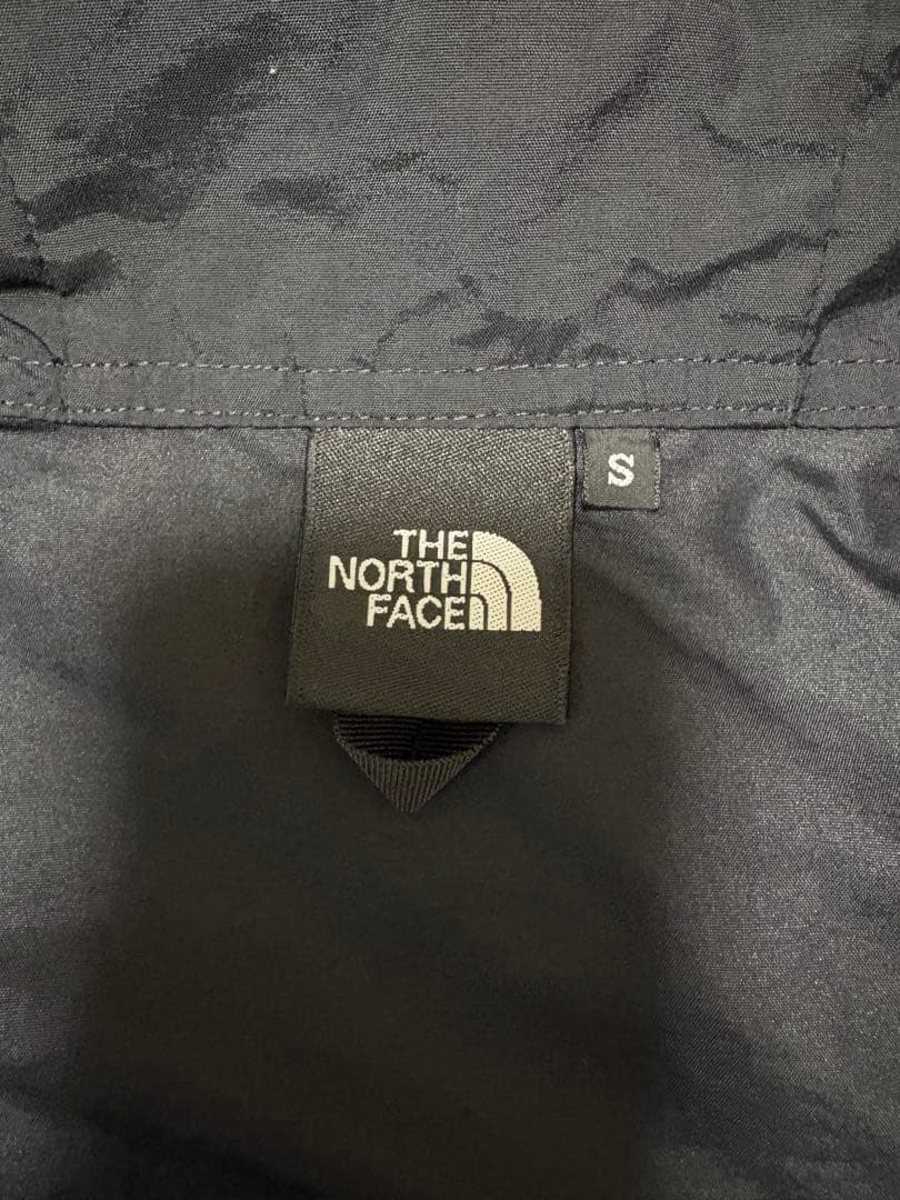 THE NORTH FACE コンパクトフーデッドベスト
