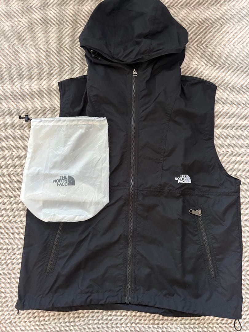 THE NORTH FACE コンパクトフーデッドベスト