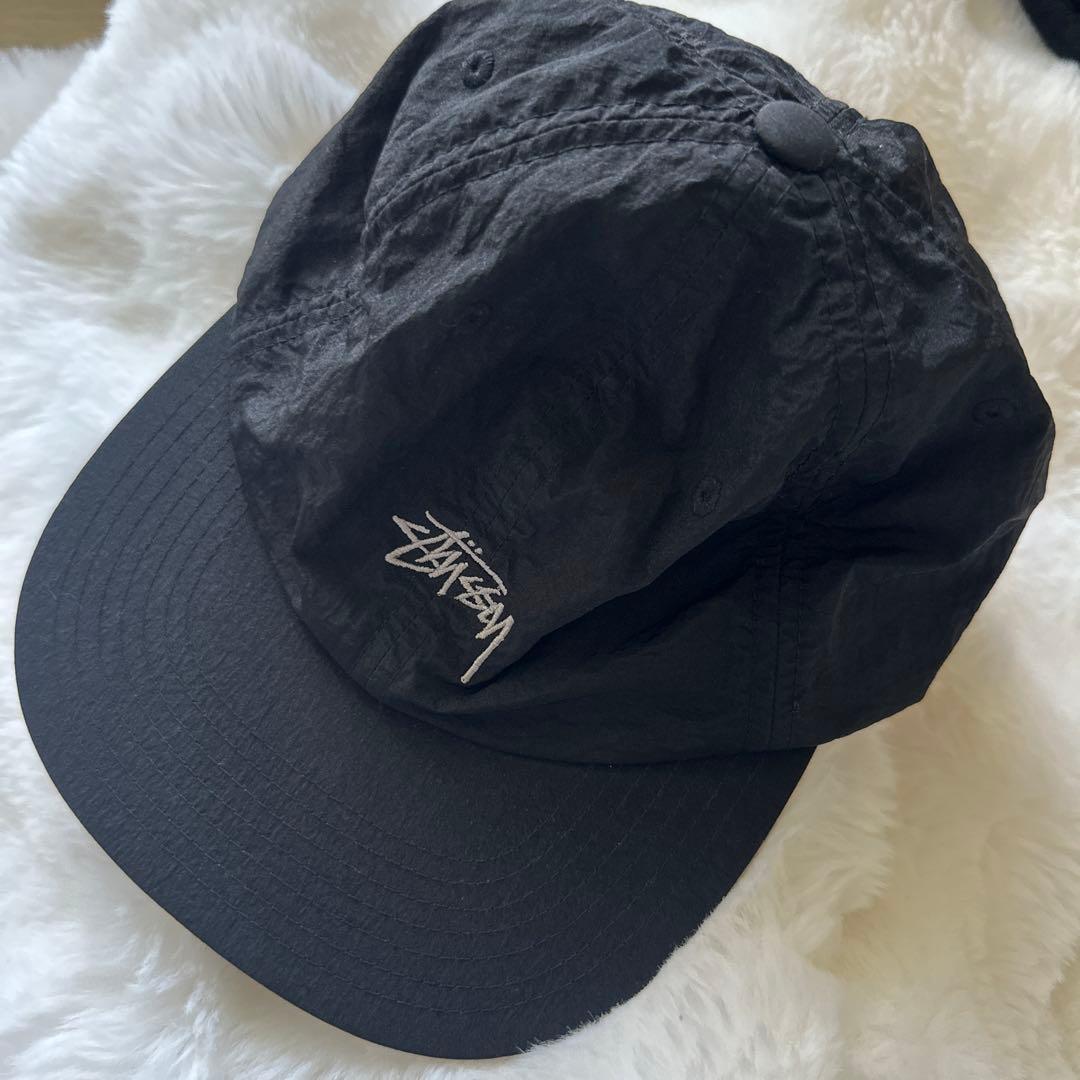 Stussy ナイロン キャップ ブラック 平つば