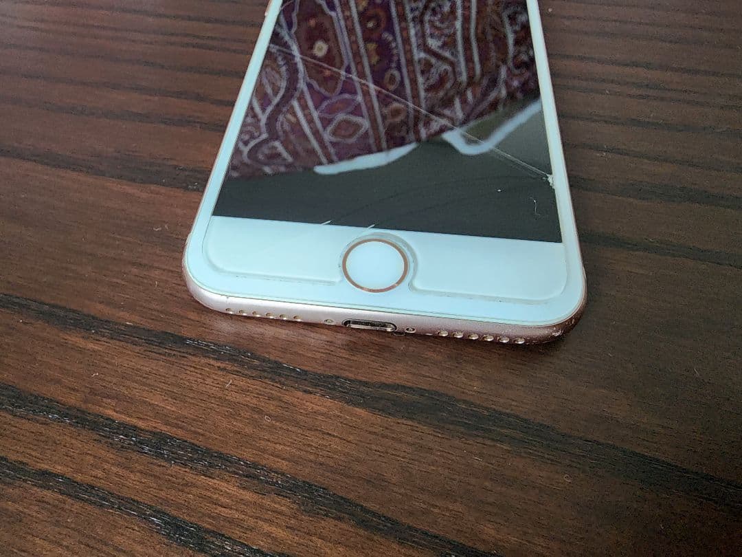 iPhone8 本体 256GB