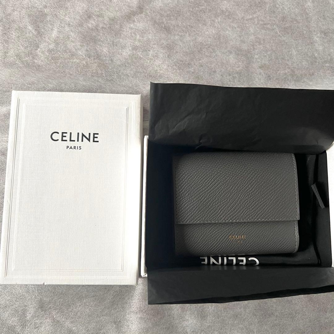美品 CELINE スモール トリフォールド ウォレット グレー 販売証明書付