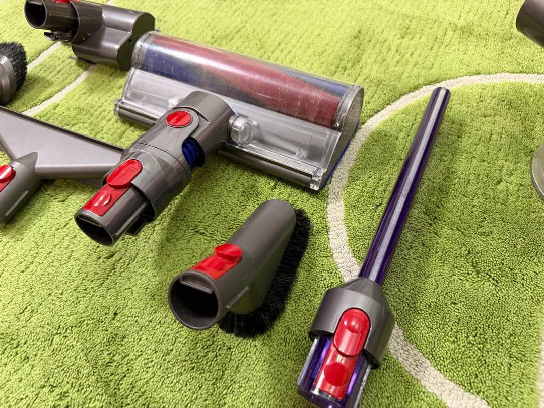 Dyson V8 スティッククリーナー 本体