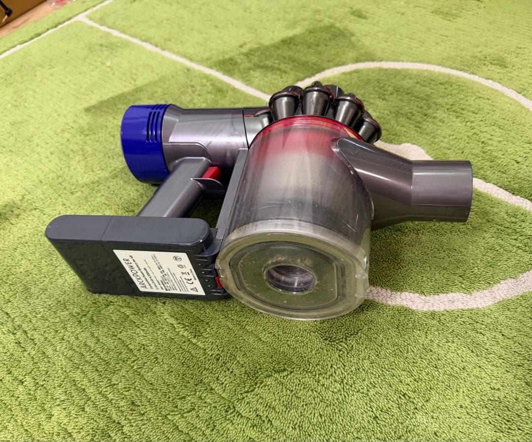 Dyson V8 スティッククリーナー 本体