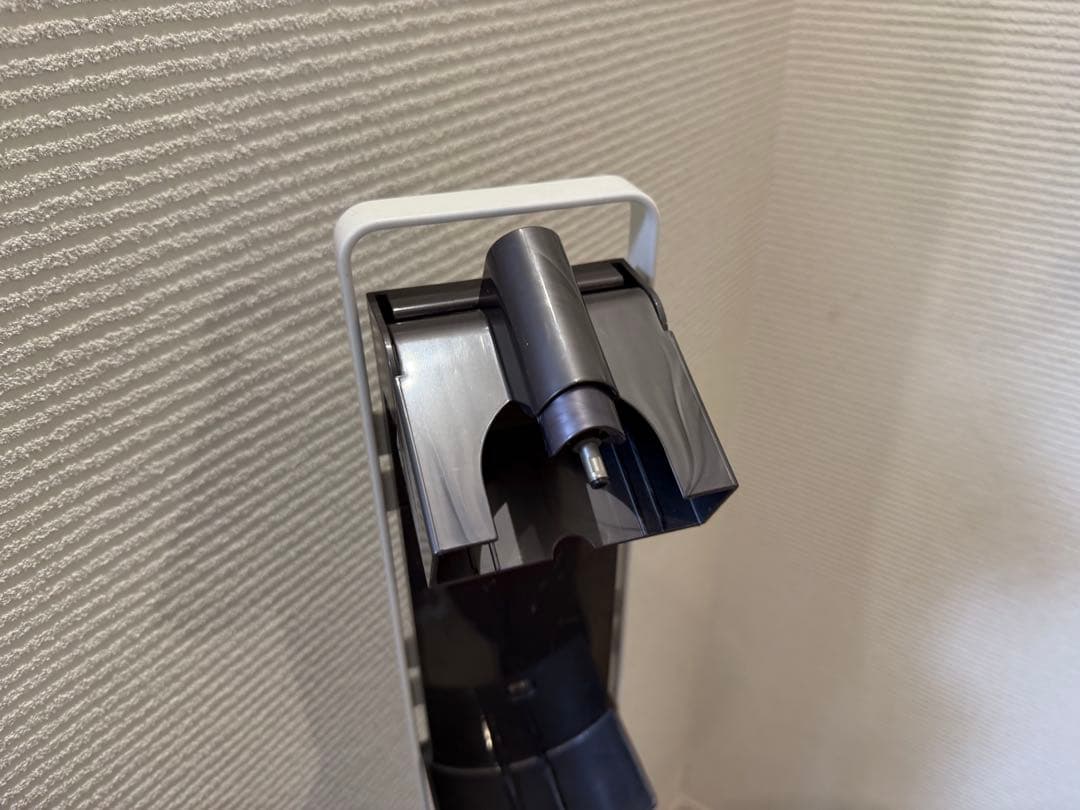 Dyson V8 スティッククリーナー 本体