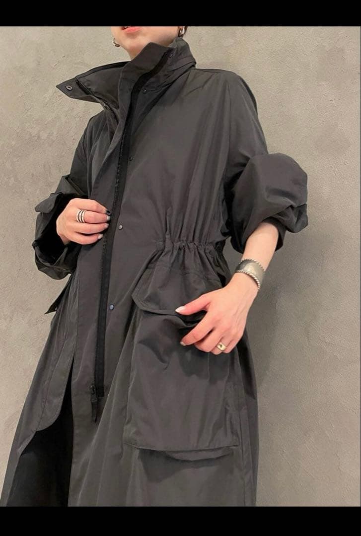 【美品】Chaosプリズムライトコート チャコールグレー 2025SS