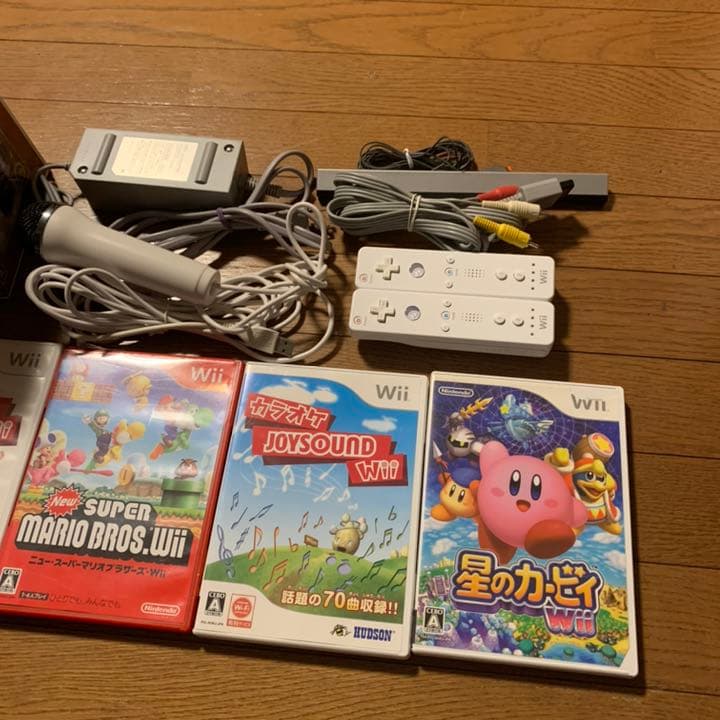 ★任天堂★wii カラオケ&みんなで遊べるセット‼️マイク付き‼️