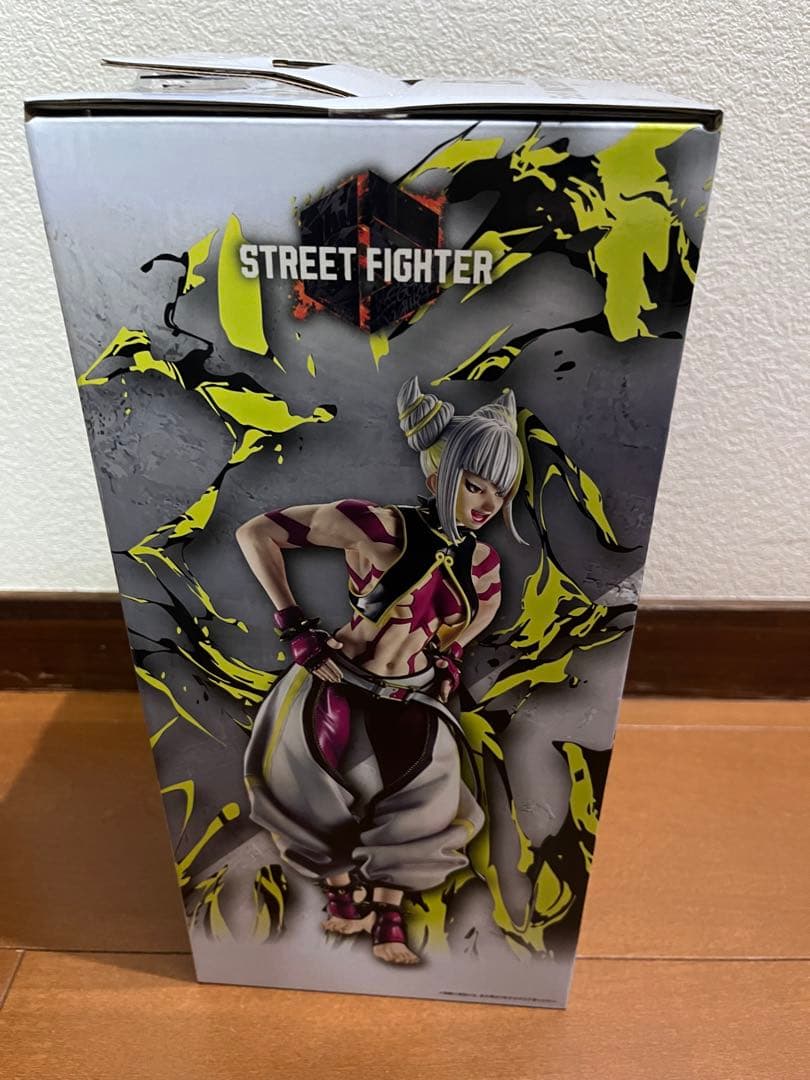 2*O様 一番くじ ストリートファイター６ B賞ジュリフィギュア カラー2ver