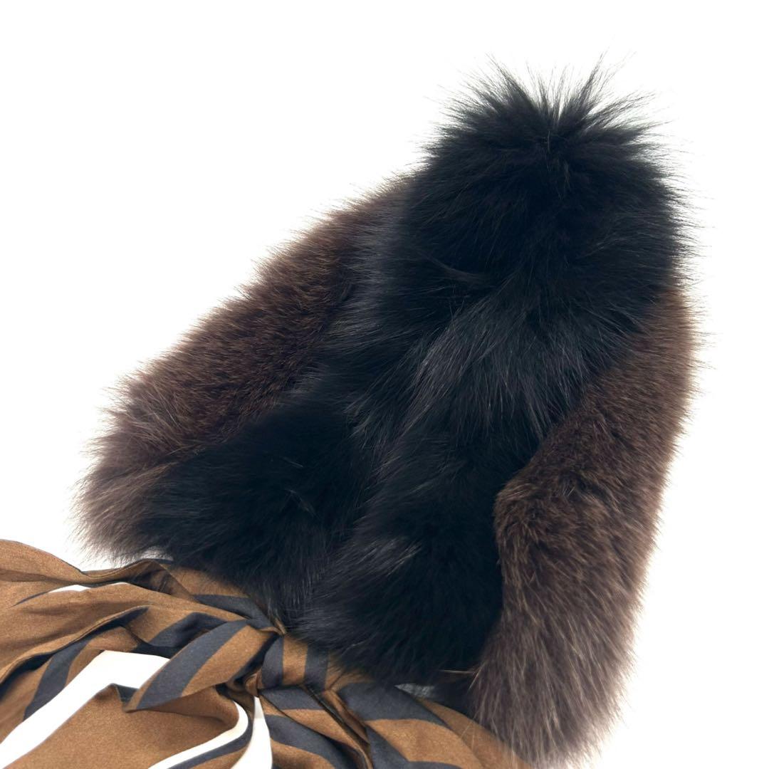FENDI フェンディ　ストール　ファー　スカーフ　ショール　ティペット
