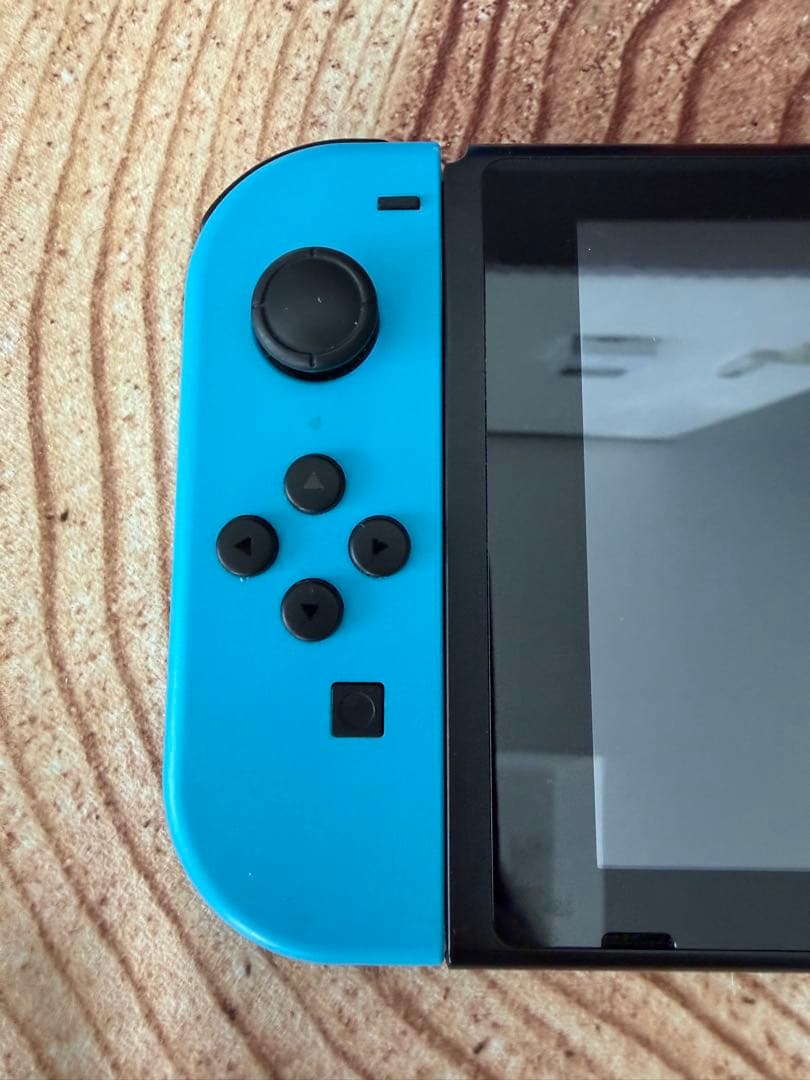 Nintendo Switch ニンテンドースイッチ本体　ネオン ①