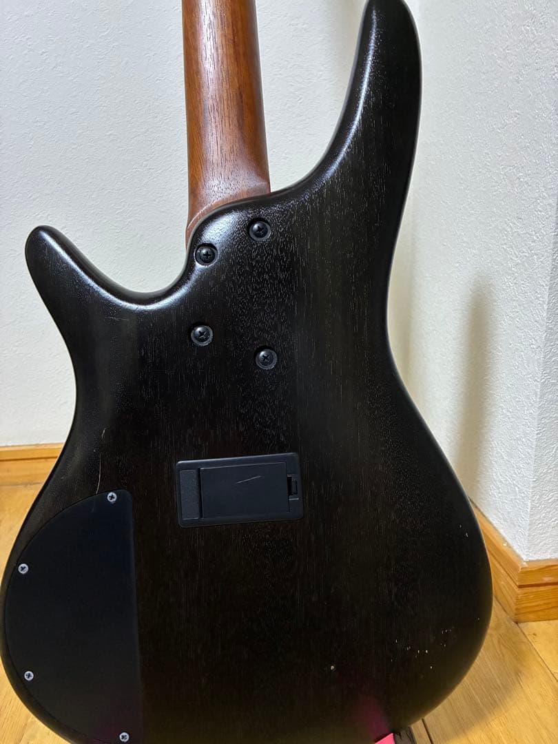 Ibanez エレキベース　アクティブ アイバニーズ　SDGR SR500
