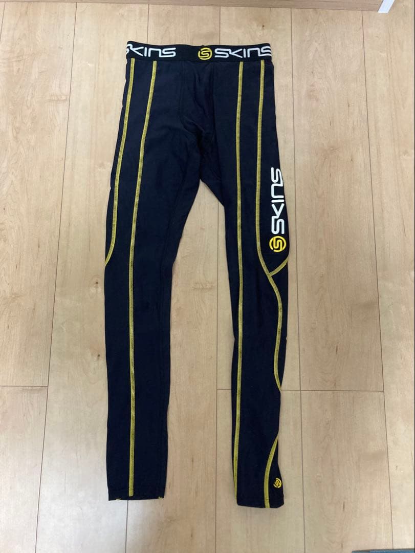 SKINS スキンズ ロングシャツ ロングタイツ 上下セット Sサイズ 超美品