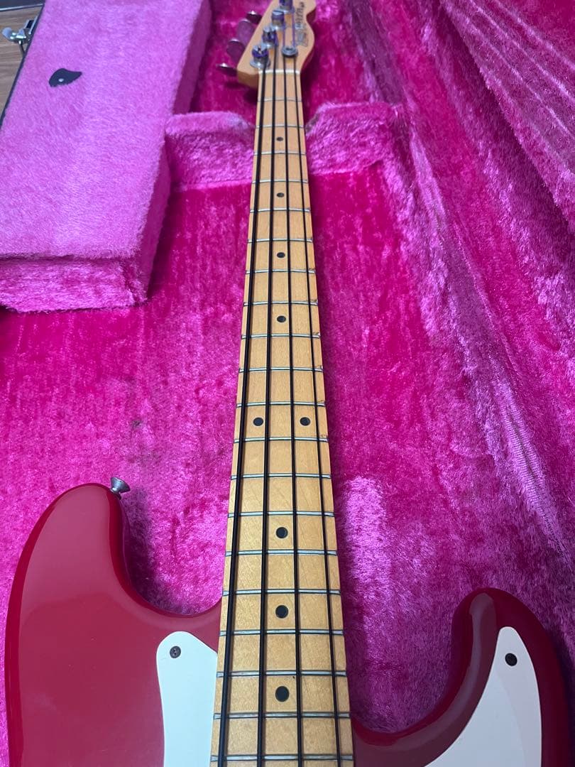 ベース Fender Bullet Bass Deluxe (B34)