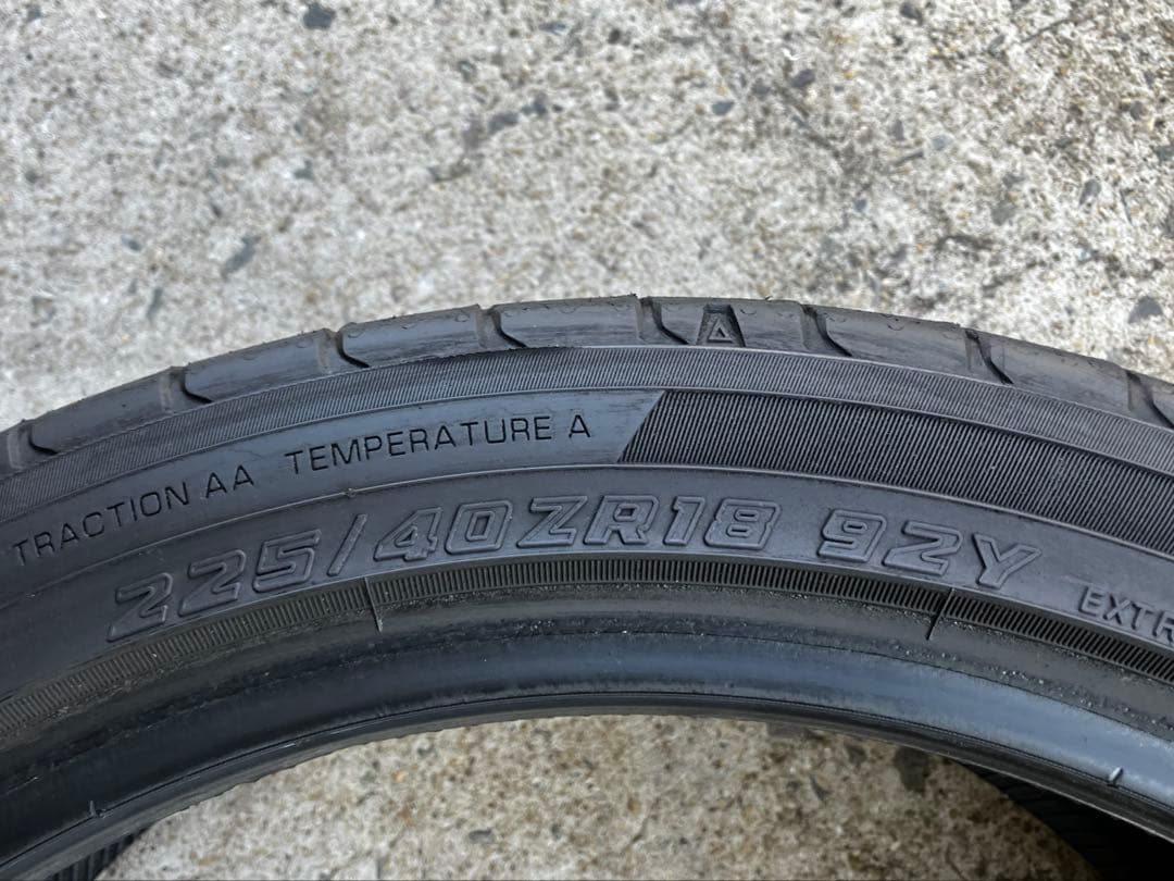 ADVAN Ꮩ107 225/40R18 2本