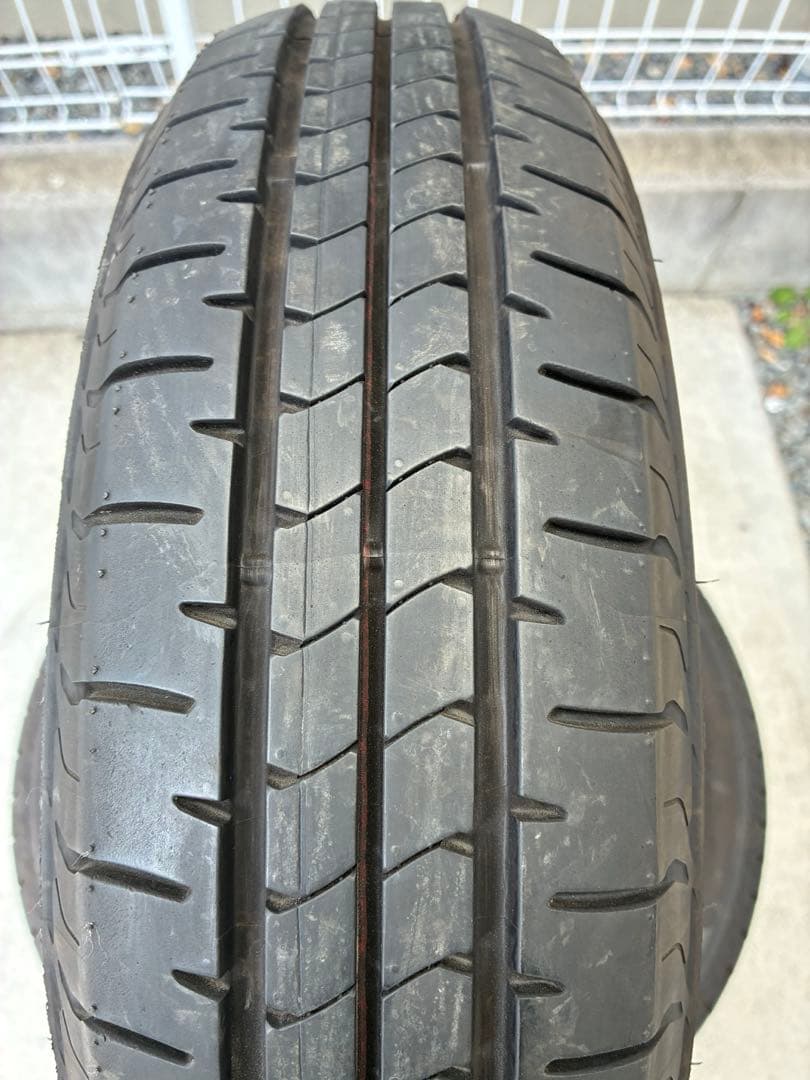 送料込み155/65r14BRIDGESTONE NEWNO4本セットバリ山
