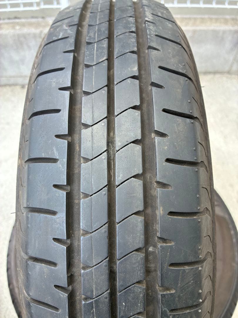 送料込み155/65r14BRIDGESTONE NEWNO4本セットバリ山