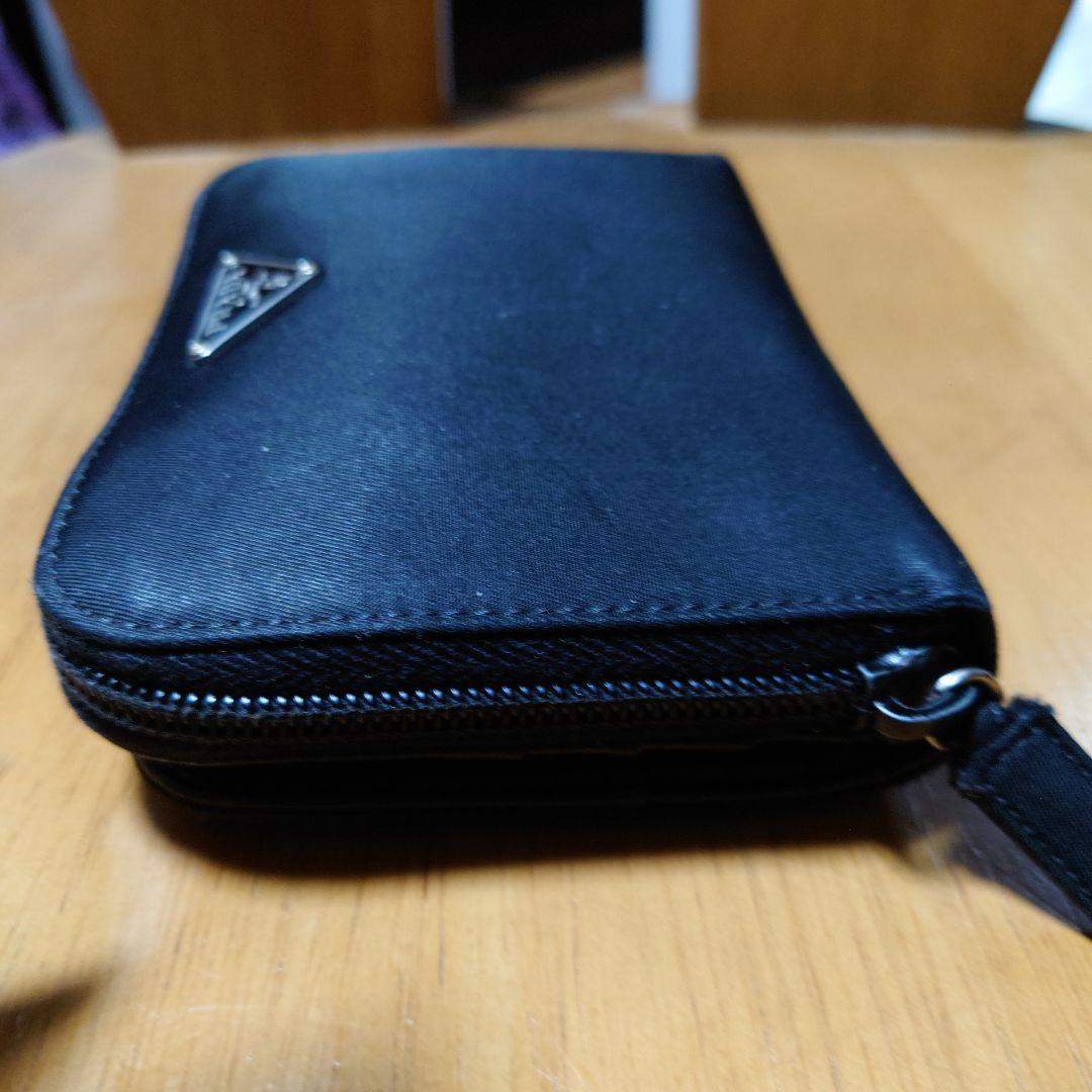 K*Z様 PRADA 二つ折り財布 黒　これで最終です、