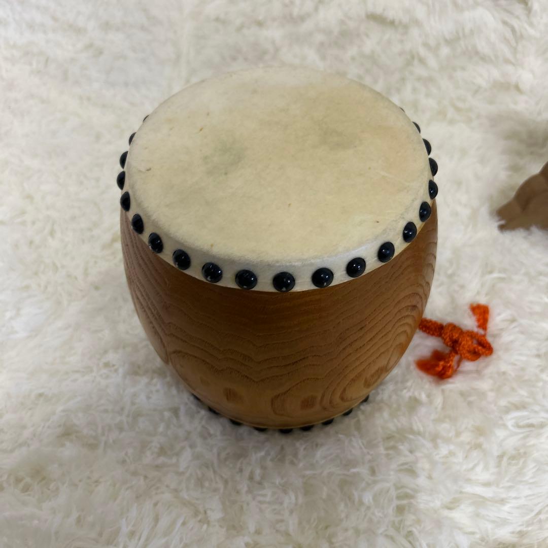 【良品】飾り太鼓　和太鼓 バチ付き　台座付き　直径約16cm
