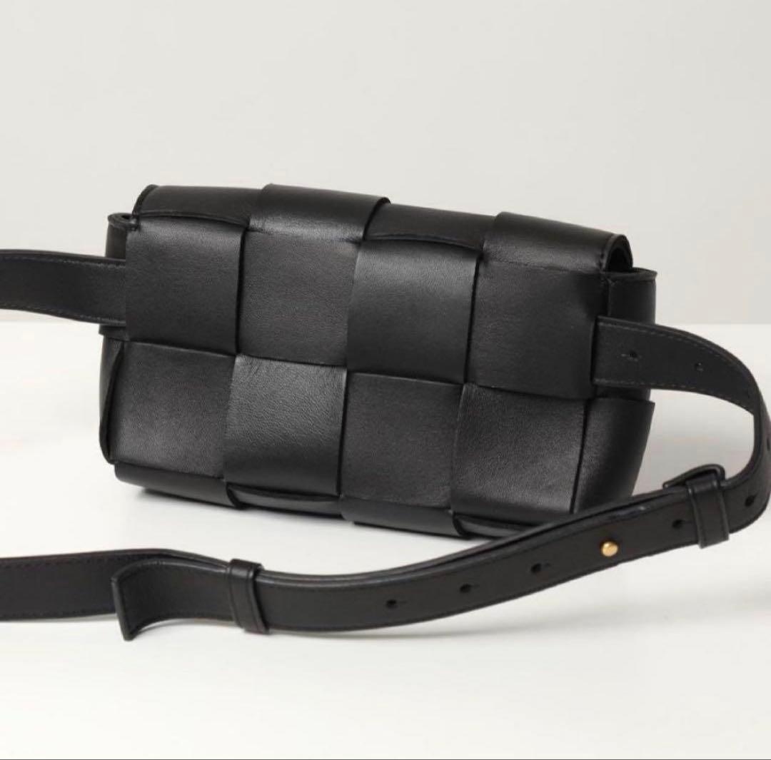 BOTTEGA VENETA ボッテガヴェネタ ボディバッグ 668572