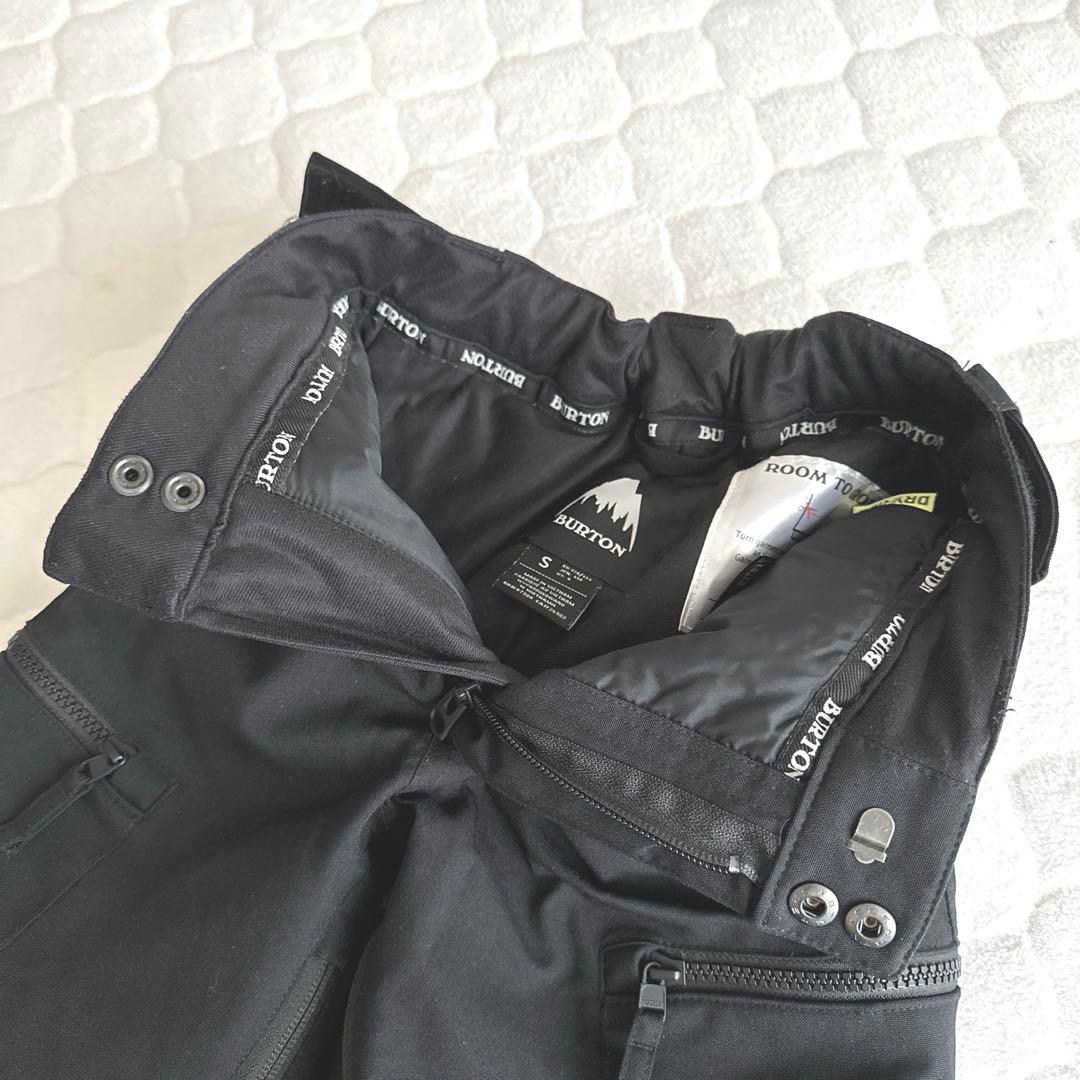 【BURTON】キッズ スノーボードパンツ S（130cm）
