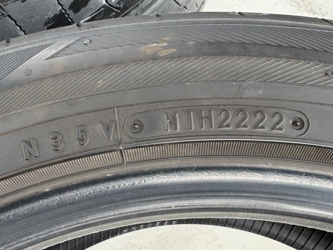 交渉可 4本セット TOYO TRANPATH 235/50 R18