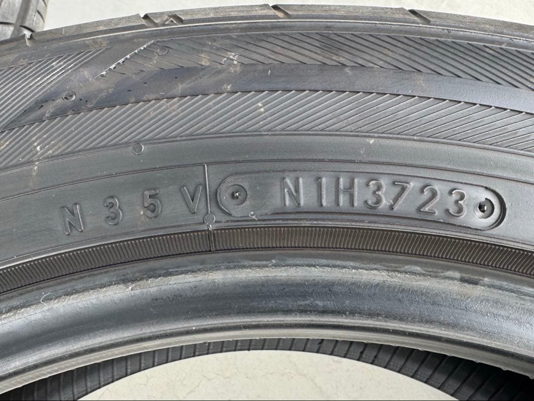 交渉可 4本セット TOYO TRANPATH 235/50 R18