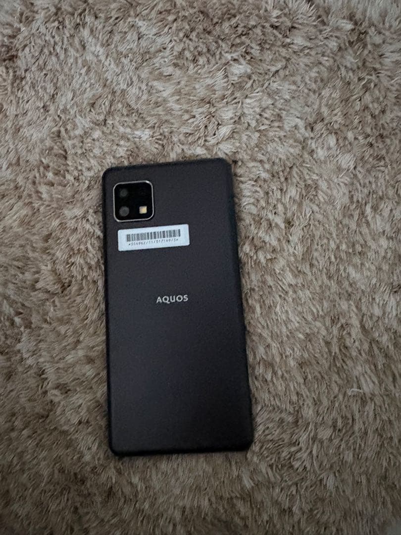 AQUOS ブラック 本体